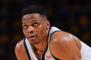 簽約國(guó)王！威少即將開(kāi)啟個(gè)人生涯第17個(gè)賽季的征程