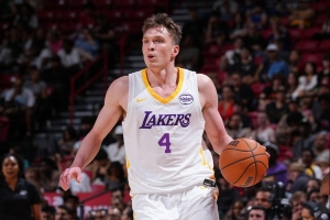 媒體人：獨(dú)行俠巨人陣外線防守覆蓋差 克內(nèi)克特人見人欺沒啥水平