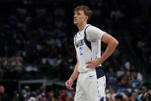 早在去年的美國男籃訓(xùn)練營時(shí)期 弗拉格就已經(jīng)是NBA球員了