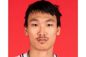 略顯滄桑！媒體人曬淡厚然NCAA新賽季的媒體照