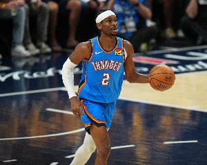 亞歷山大：大學(xué)時(shí)我用表現(xiàn)讓教練不愿把我換下 后22場全部首發(fā)