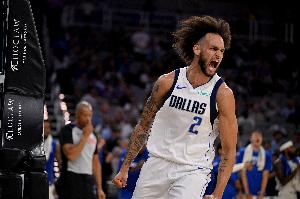 萊夫利：弗拉格也叫我叔叔 但哥們我也才大他不到三歲