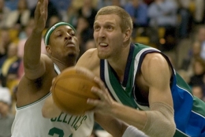 同意嗎？皮爾斯談選秀重排：諾維茨基狀元 我榜眼 文斯-卡特探花