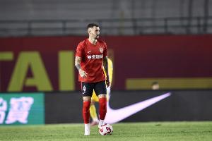 吉林體育：亞泰后衛(wèi)羅西奇大腿拉傷下場，很可能影響接下來的比賽