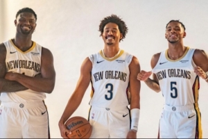 喜劇的內(nèi)核是悲?。? >
                                        </div>
                                    </div>
                                                                        <div   id=