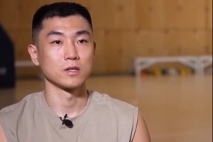 高詩巖：我們這支中國男籃最大的特點就是無私奉獻