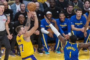 巴特勒：我只想幫庫明加變得更出色 我知道他有多渴望變得更優(yōu)秀