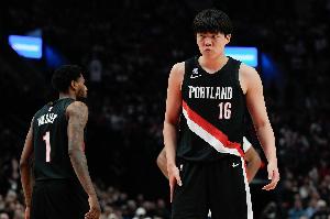 媒體人：華子絕對(duì)巨星球殺死比賽 楊瀚森一小步是中國(guó)籃球一大步