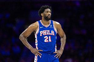 杰倫-布朗談防恩比德：近兩年我一直防對方最佳 現在也沒什么不同