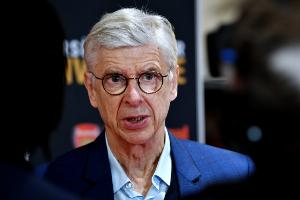 溫格談國(guó)家德比：有點(diǎn)像男人對(duì)陣男孩的比賽，阿隆索值得稱贊