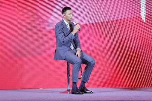 易建聯(lián)個(gè)人社媒自去年陷嫖娼傳聞后首次更新 發(fā)布生日動(dòng)態(tài)