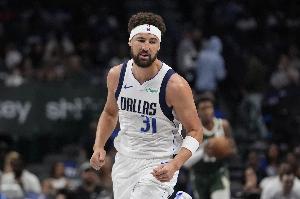 女友真空觀戰(zhàn) 佛祖再迷失！克萊末節(jié)慘遭DNP全場11中3僅8分2失誤