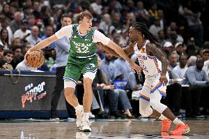 31分鐘0助攻控衛(wèi)！弗拉格10中1毒瘤表現(xiàn)！正負(fù)值-20！