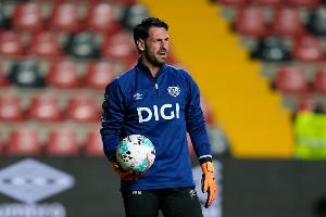 西甲連續(xù)三場(chǎng)零封！阿根廷29歲門將巴塔拉成為巴列卡諾新守護(hù)神