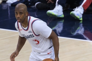 記者：快船深度好是建立在博格丹正常&保羅還能移動&比爾能打之上