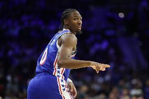 馬克西賽季前4場至少轟150分 歷史后衛(wèi)第4人&比肩喬丹威少Logo男