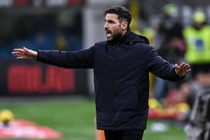 小法：不想談圖多爾因世界對(duì)很多教練不公 阿隆索滿意帕斯的表現(xiàn)