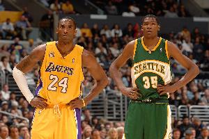 籃球偶像是誰？KD：努力去接近科比和喬丹 想像老詹那樣打到40歲