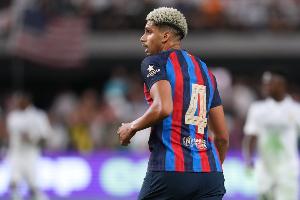 世體：阿勞霍、卡薩多可能代替庫巴西、佩德里首發(fā)迎戰(zhàn)埃爾切