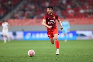 記者：海港已抵達泰國備戰(zhàn)亞冠，李帥、劉若釩、加布里埃爾傷缺