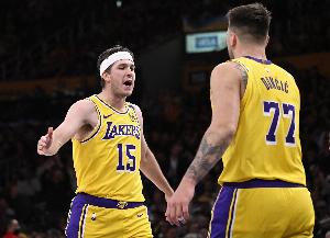 湖人近6戰(zhàn)5勝！暫時反超開拓者升至西部第3 明日兩隊直接對話