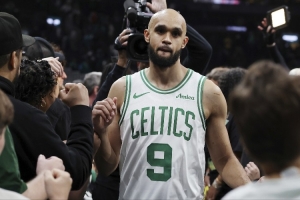 補(bǔ)強(qiáng)最后拼圖！BR設(shè)想三方交易：火箭送走范喬丹追逐冠軍后衛(wèi)懷特