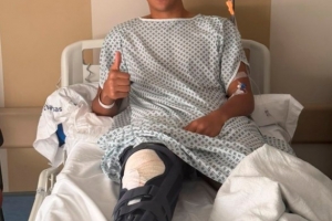 畢巴官方：24歲前鋒桑納迪成功接受右膝半月板手術(shù)