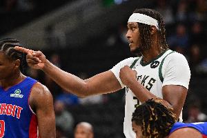 特納被噓？字母哥：對于為步行者付出十年光陰的人來說 這不公平