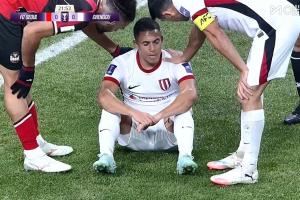 第23分鐘，羅慕洛受傷無法堅(jiān)持落淚走回更衣室，德爾加多替補(bǔ)登場(chǎng)