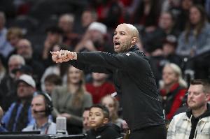 鵜鶘先走一步！??本賽季至今僅?；@網(wǎng)未嘗一勝 0勝7負(fù)聯(lián)盟墊底