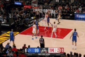 奮力反擊！班凱羅強(qiáng)攻波津再造殺傷兩罰都有 魔術(shù)轟出14-1攻擊波