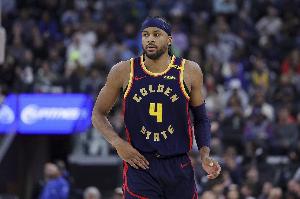 科爾：穆迪的投籃及他對(duì)布克的防守很棒 他正重回球隊(duì)核心輪換