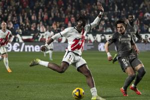 西甲領(lǐng)頭羊迎來(lái)考驗(yàn)，皇馬客戰(zhàn)同城對(duì)手巴列卡諾