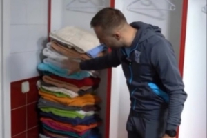 歐協(xié)聯(lián)賽前，波蘭球隊(duì)嘲諷巴列卡諾客隊(duì)更衣室設(shè)施簡(jiǎn)陋