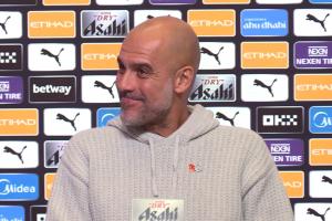 人們把你奉為史上最佳主帥？瓜帥搞怪：他們完全正確！??