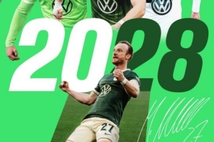 隊(duì)史出場紀(jì)錄保持者，官方：沃爾夫斯堡與隊(duì)長阿諾德續(xù)約至2028年