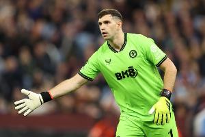 ??郵報：大馬丁副隊長職務(wù)被剝奪，這可能與轉(zhuǎn)會曼聯(lián)失敗有關(guān)