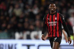 萊奧：阿萊格里幫了我很多，他很清楚如何指導(dǎo)我們這些年輕球員