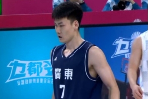 最強(qiáng)二輪秀！王睿澤半場(chǎng)6中5準(zhǔn)度拉滿 拿下13分3籃板1搶斷