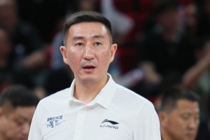 北京全運(yùn)女籃主帥：多次請(qǐng)教許利民和張?jiān)扑?后者給很多有益經(jīng)驗(yàn)