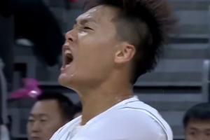 火力全開(kāi)！趙睿首節(jié)4中4&三記三分輕松砍下11分2助！