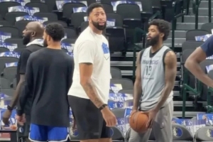 美媒曬濃眉照：他身材明顯發(fā)福?? 看來問題真的出在達拉斯