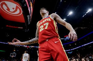 克雷伊奇三分10中8爆射快船！特雷·楊：給你的只有致敬了??