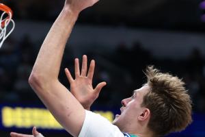 弗拉格談被拉衣服沒吹：這是個學習的時刻 不想由裁判決定勝負