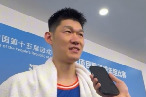 胡金秋：這個(gè)成績知足了 這回很可惜 沒拿到金牌 希望下次能圓夢