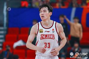 輸了就背鍋！吳前半場(chǎng)8中1&三分5中0僅拿2分3助