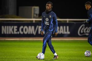 記者：卡馬文加腿筋不適，能否出戰(zhàn)烏克蘭存疑