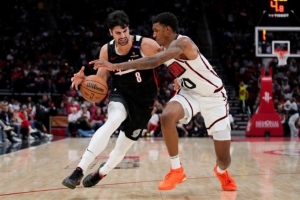 周五競(jìng)彩籃球強(qiáng)檔：開拓者對(duì)決火箭 后場(chǎng)雙槍大戰(zhàn)“長(zhǎng)人陣”