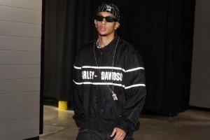 有沒有艾弗森那種feel！潮流媒體曬特雷·曼恩街頭風(fēng)格入場穿搭！