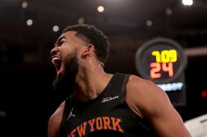 而立之年！祝尼克斯球星唐斯30歲生日快樂(lè)！??